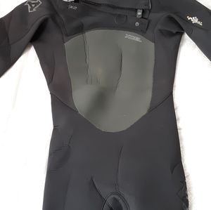 Mens wetsuit, size L